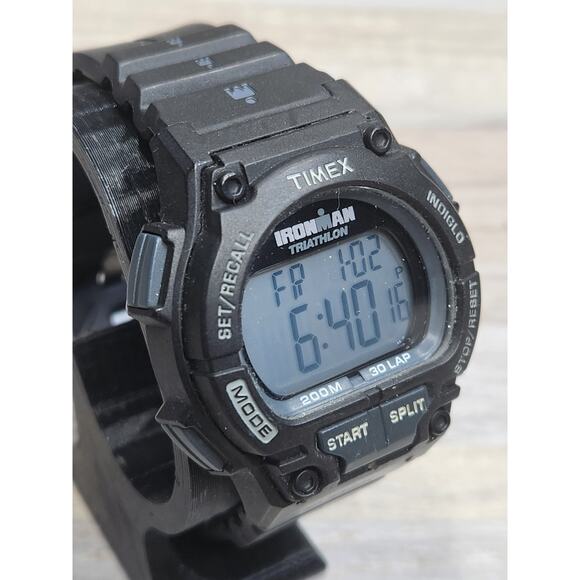 Timex Men\'s Ironman Triathlon Endure 30 Shock 42mm Watch, New Battery main image 5